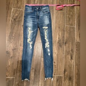 American Eagle Outfitters Women's Blue Distressed Jeans